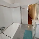 Benedetta House Леванто