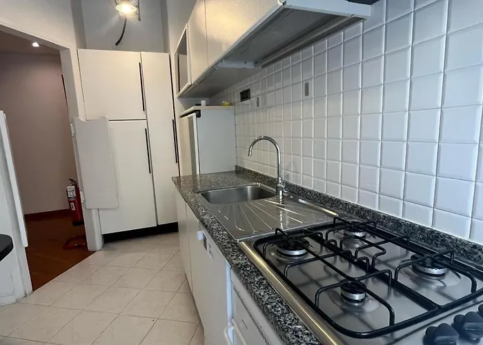 Benedetta House 아파트 레반토